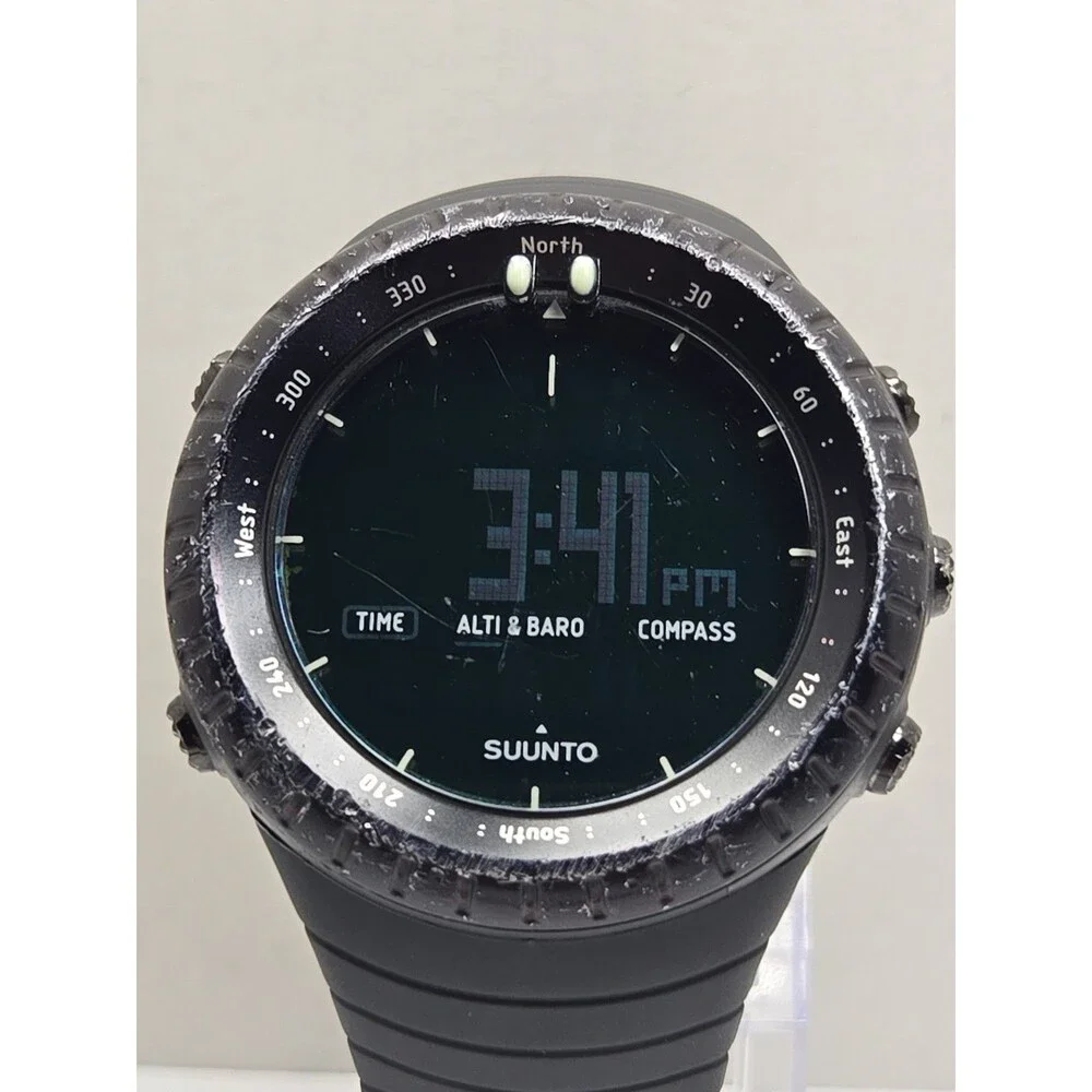 Suunto Core All Black Mens Digital Watch Altimeter Barometer Compass New Battery